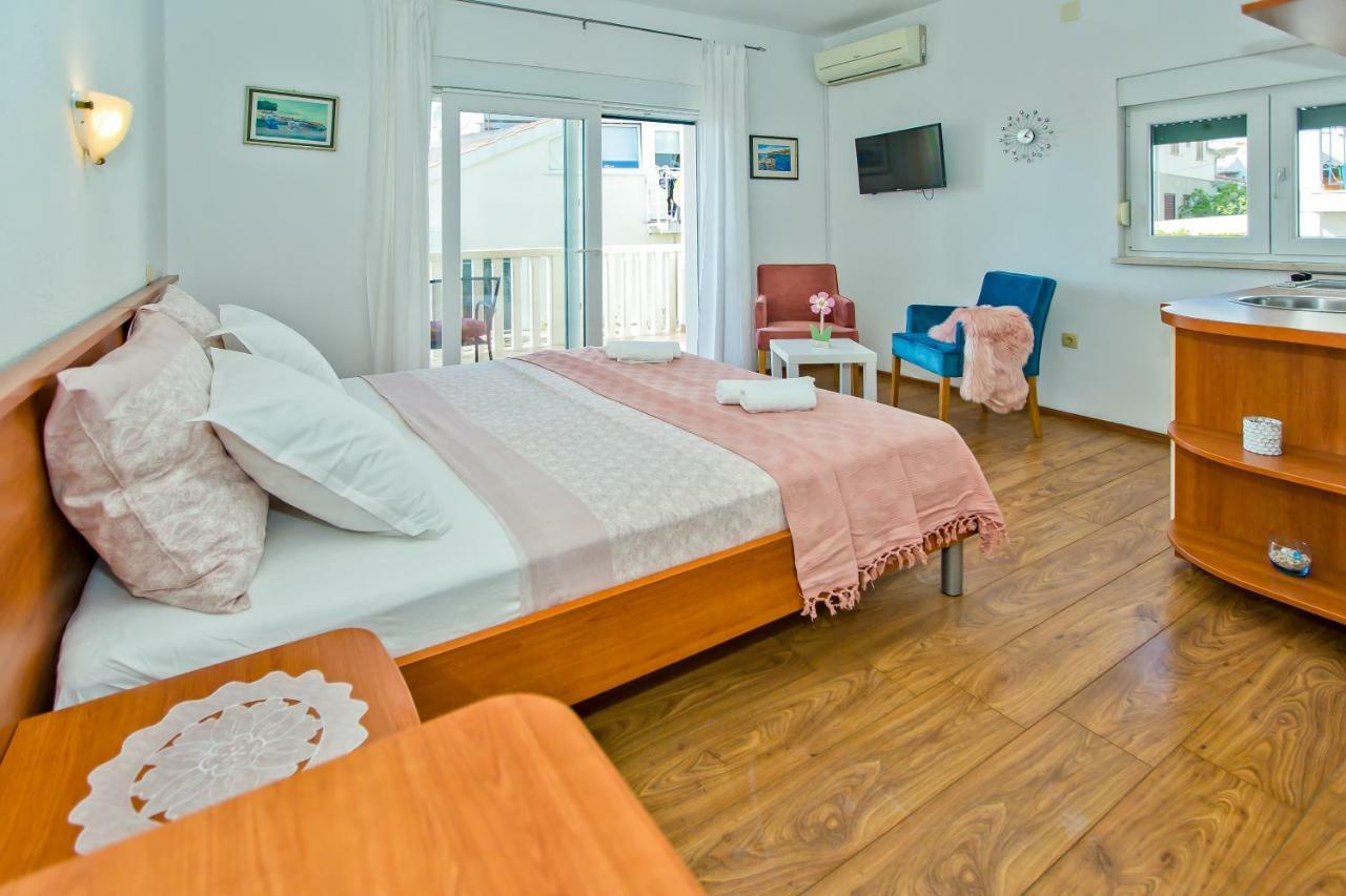 Apartments Bubalo Hvar Town Exterior foto